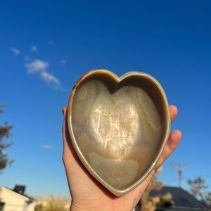 Incredibly handcrafted agate crystal hand carved heart bowl,Home decor.